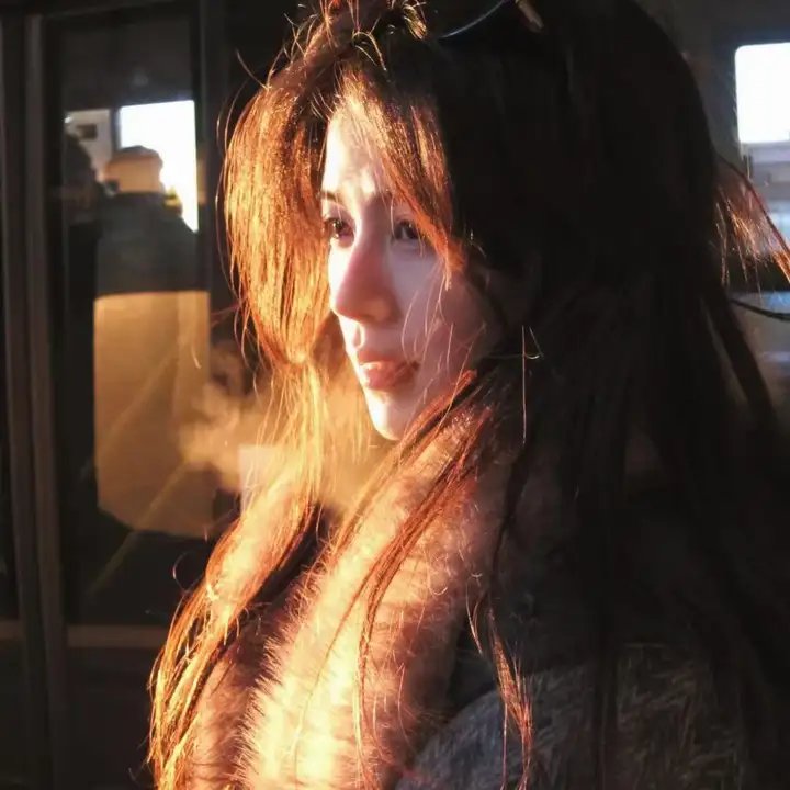 女儿站起来